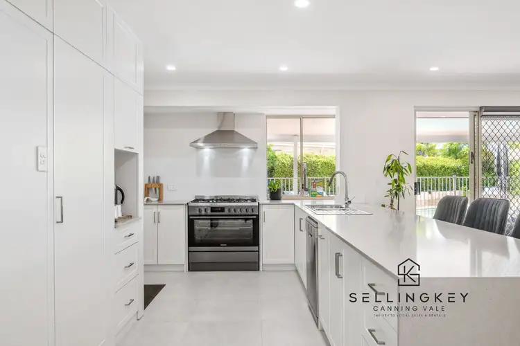 Fifth view of Homely house listing, 6 The Cove, Canning Vale WA 6155