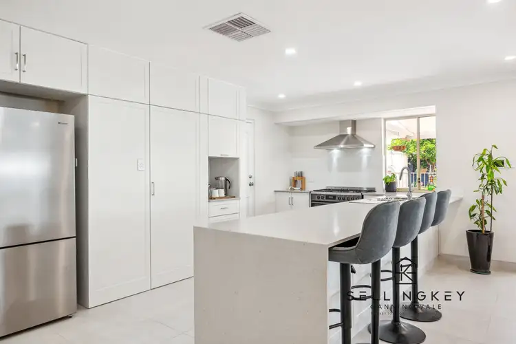 Sixth view of Homely house listing, 6 The Cove, Canning Vale WA 6155
