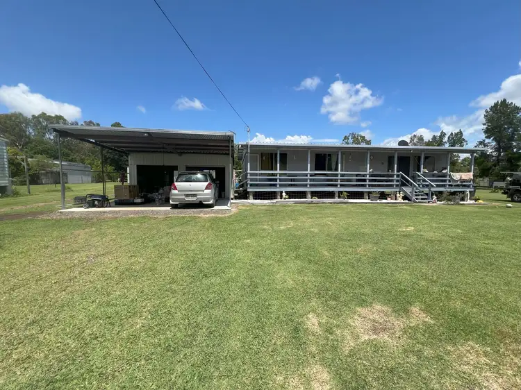 12 Main Street, Dallarnil QLD 4621