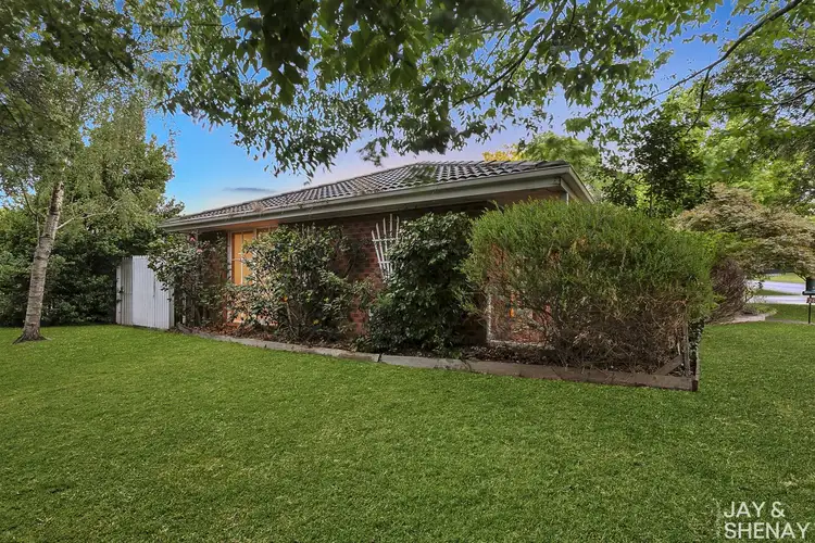 Second view of Homely house listing, 28 Shetland Street, Endeavour Hills VIC 3802