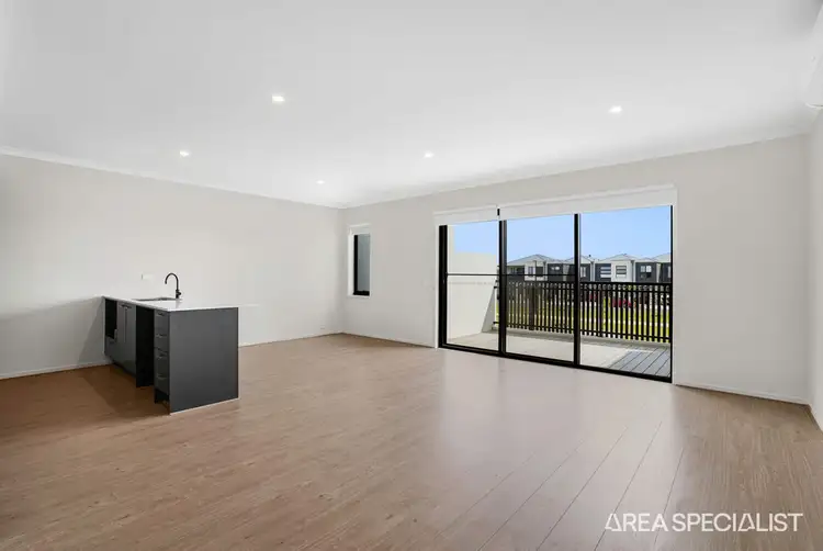 Fourth view of Homely townhouse listing, 5 Eaglemont Drive, Strathtulloh VIC 3338