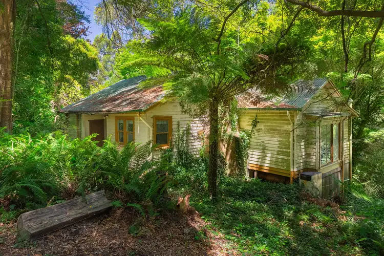 124 OLINDA-MONBULK ROAD, Olinda VIC 3788