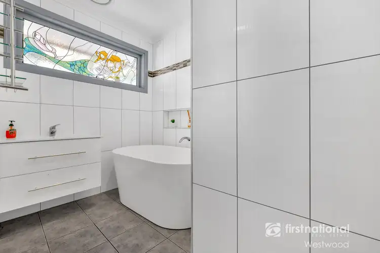 Sixth view of Homely house listing, 10 Jacaranda Court, Werribee VIC 3030