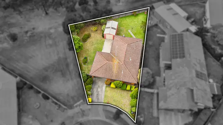 Second view of Homely house listing, 7 Yarak Crt, Morwell VIC 3840