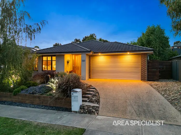 Second view of Homely house listing, 7 Tahoe Circuit, Pakenham VIC 3810