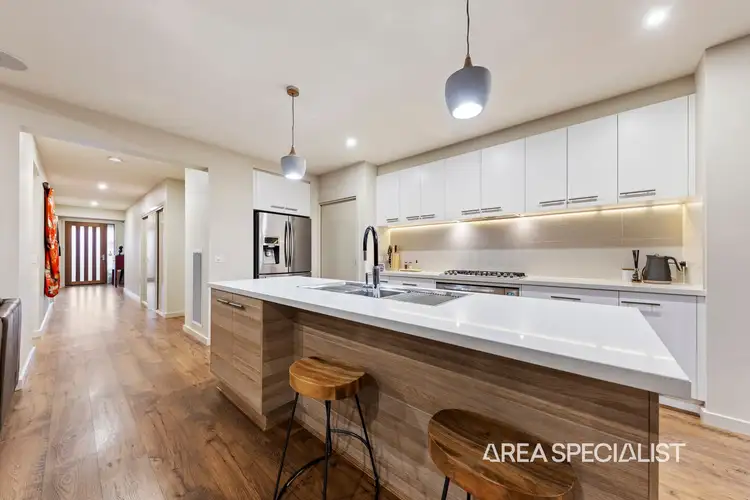 Third view of Homely house listing, 7 Tahoe Circuit, Pakenham VIC 3810