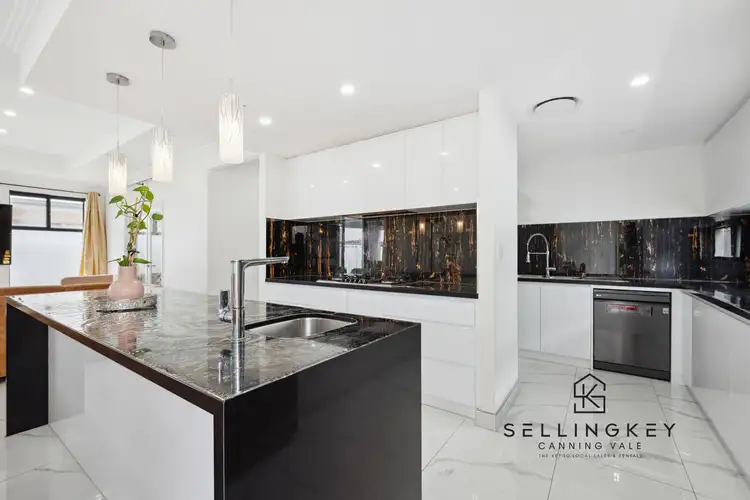 Sixth view of Homely house listing, 7 Messina Way, Piara Waters WA 6112