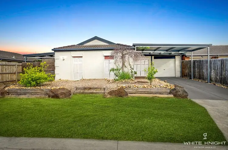 Second view of Homely house listing, 15 Ford Court, Truganina VIC 3029