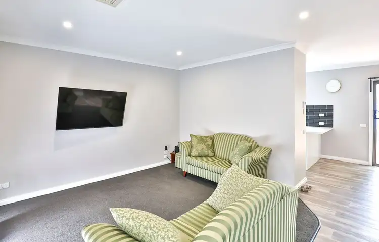 Fifth view of Homely house listing, 4 Giddings Place, Mildura VIC 3500