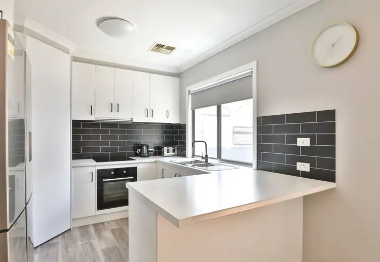 Sixth view of Homely house listing, 4 Giddings Place, Mildura VIC 3500