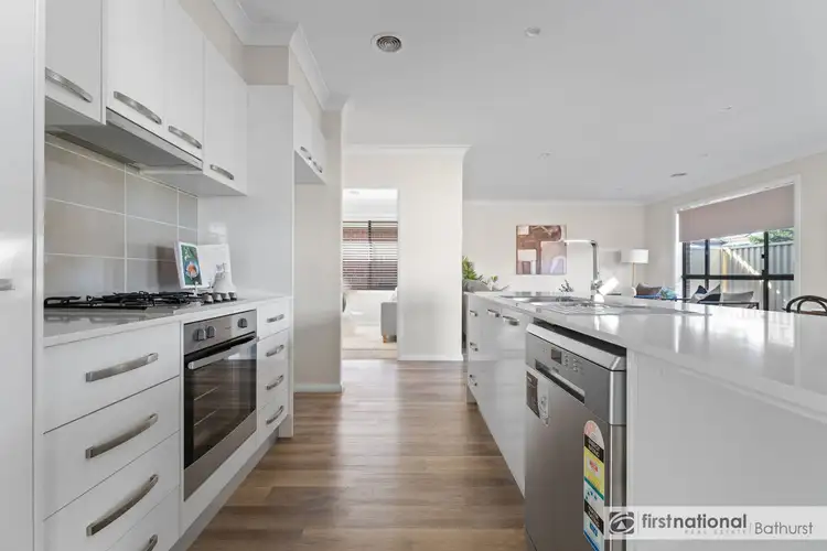 Third view of Homely house listing, 7/51 Stewart Street, Bathurst NSW 2795