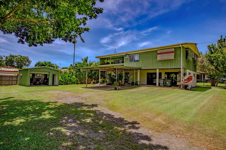 10-12 Enid Street, Flying Fish Point QLD 4860