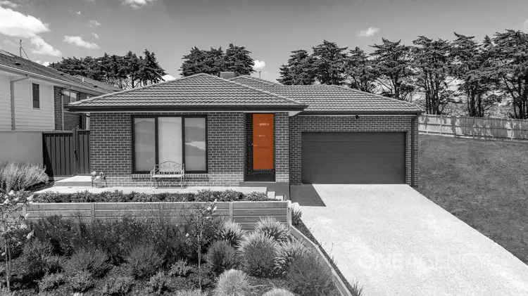 87 Budburst Drive, Sunbury VIC 3429