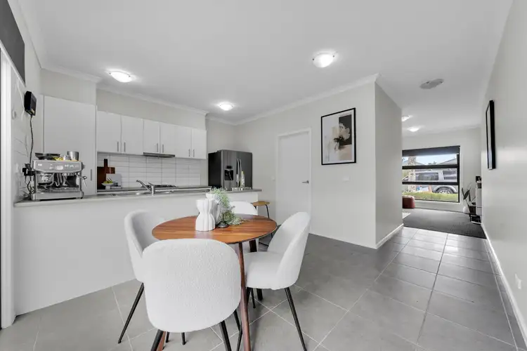 Sixth view of Homely unit listing, 1A Celtic Drive, Cranbourne East VIC 3977