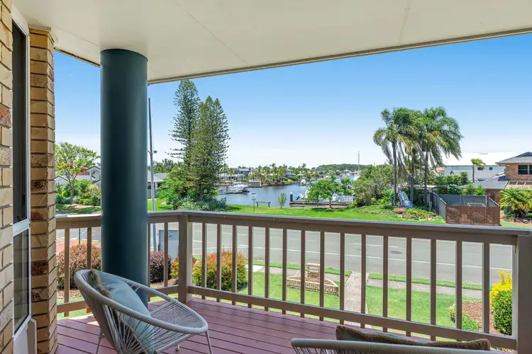 52 Mary Pleasant Drive, Birkdale QLD 4159