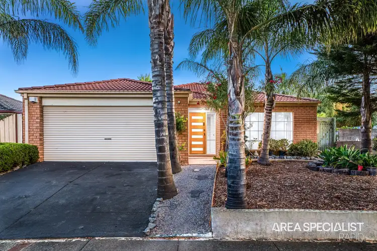 71 Robinswood Parade, Narre Warren South VIC 3805