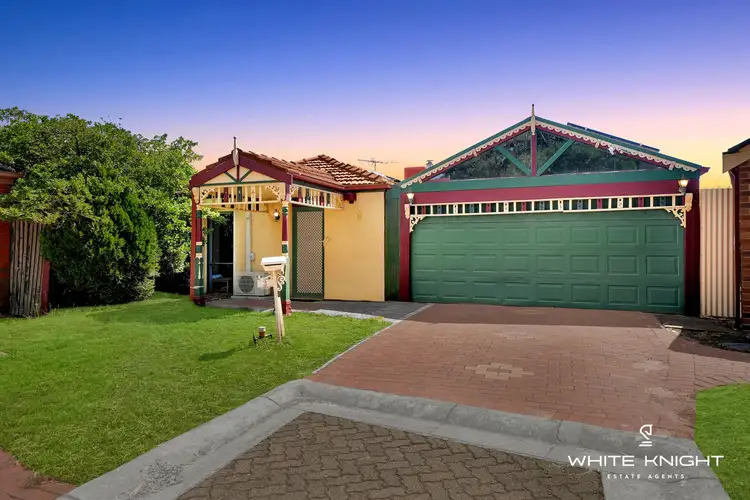 Second view of Homely house listing, 3 Maculata Close, St Albans VIC 3021
