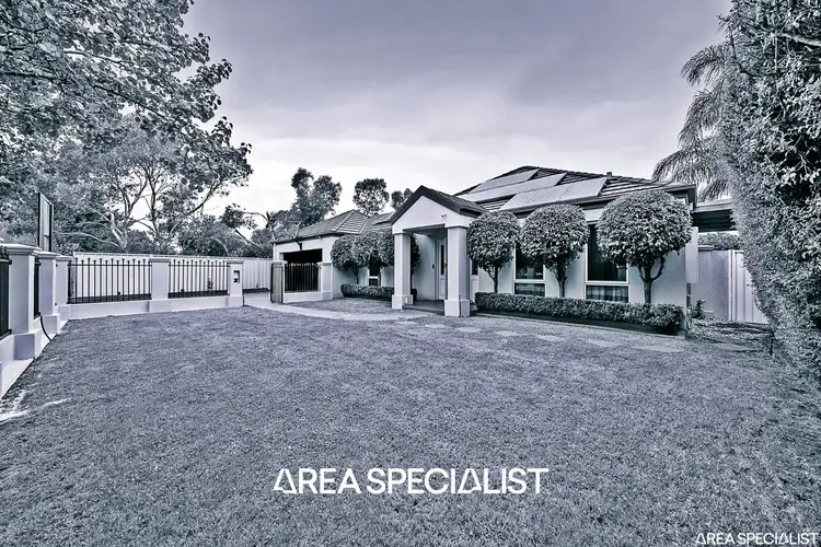 19 Dunstan Court