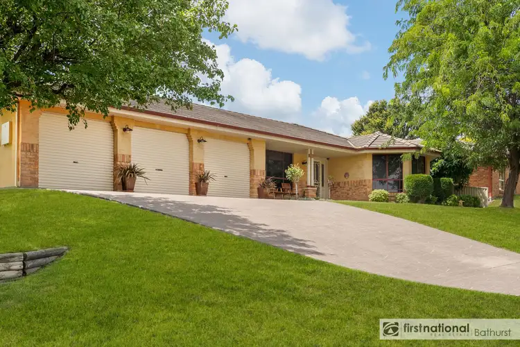 36 Endurance Court, Llanarth NSW 2795