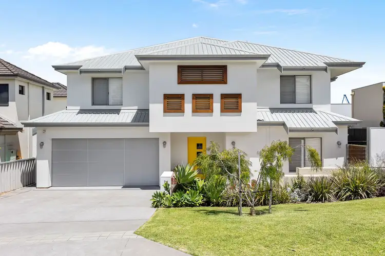 34 Floyd Street, Trigg WA 6029