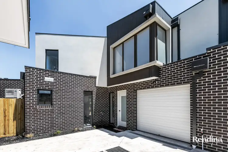 2/6 Bradford Court, Braybrook VIC 3019