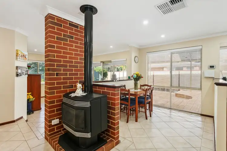 Fifth view of Homely house listing, 50 Inverness Circle, Camillo WA 6111