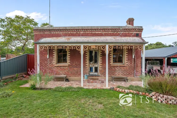 1 Daly Street, Long Gully VIC 3550