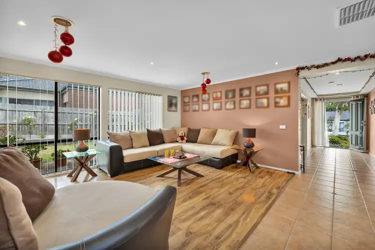 Sixth view of Homely house listing, 2 KEYSTONE COURT, Lynbrook VIC 3975