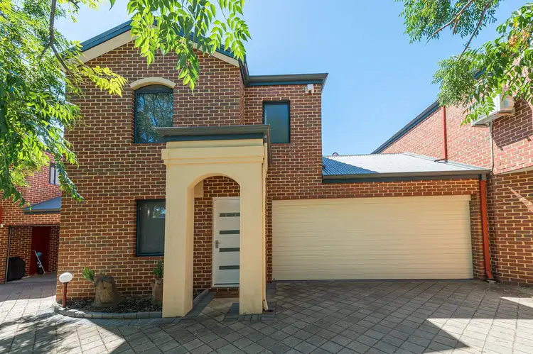 273 Walcott Street