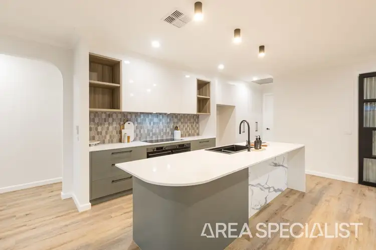 Fifth view of Homely house listing, 3 Mayne Boulevard, Irymple VIC 3498