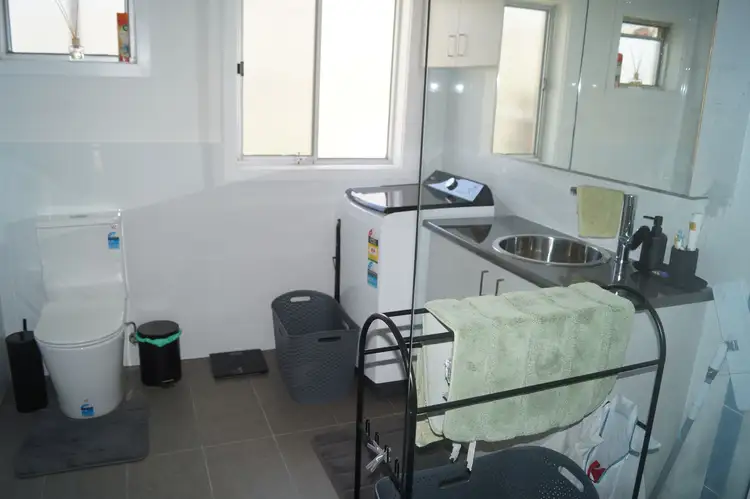 Fifth view of Homely unit listing, 4/132 Saxton Street, Numurkah VIC 3636