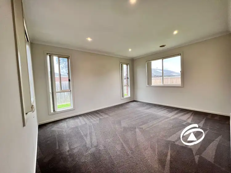 Second view of Homely house listing, 5 Sing Crescent, Berwick VIC 3806