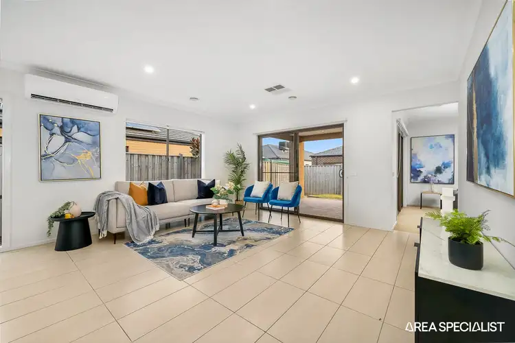 Fifth view of Homely house listing, 15 Greenglade Way, Cranbourne East VIC 3977