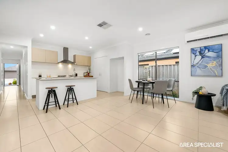 Seventh view of Homely house listing, 15 Greenglade Way, Cranbourne East VIC 3977