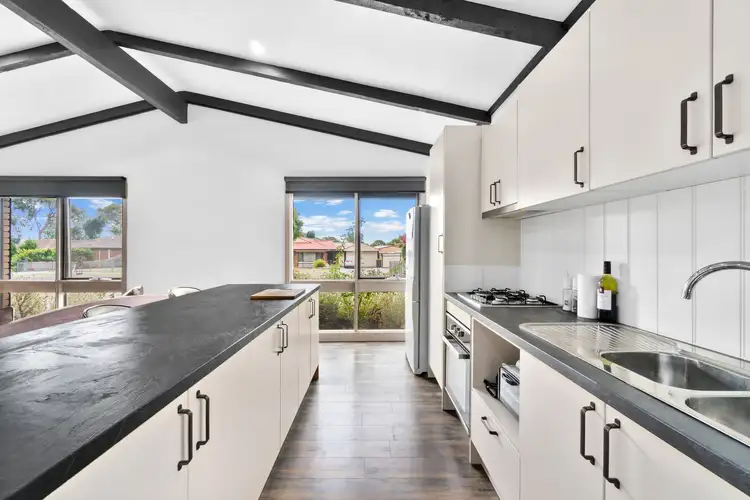 Sixth view of Homely house listing, 5 Sunset Place, Traralgon VIC 3844