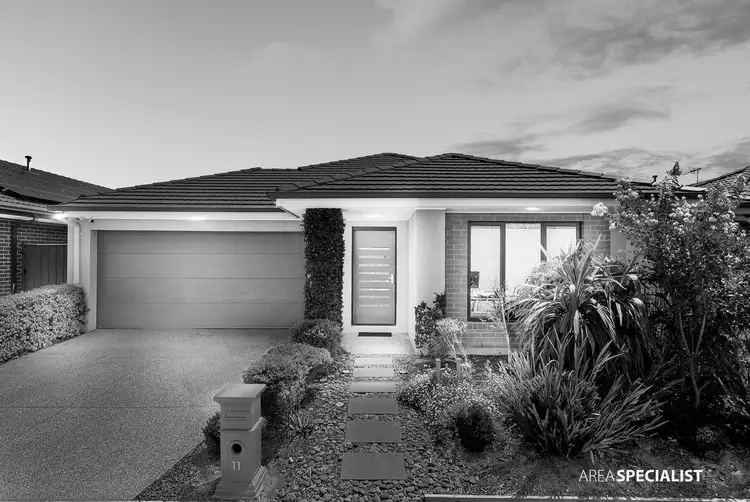 11 Riparian Street, Werribee VIC 3030