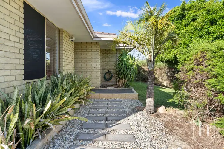 Third view of Homely house listing, 32 BERKSHIRE DRIVE, Beldon WA 6027