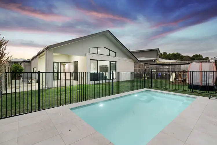 54 Roberts Crescent, Bellbird Park QLD 4300