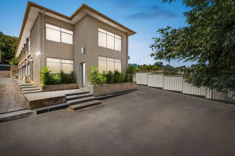 5 Churchill Road