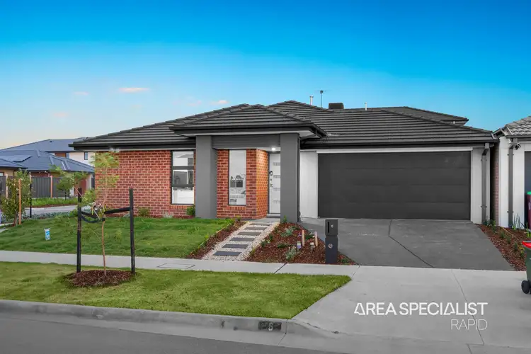 6 Theatre Circuit, Clyde North VIC 3978