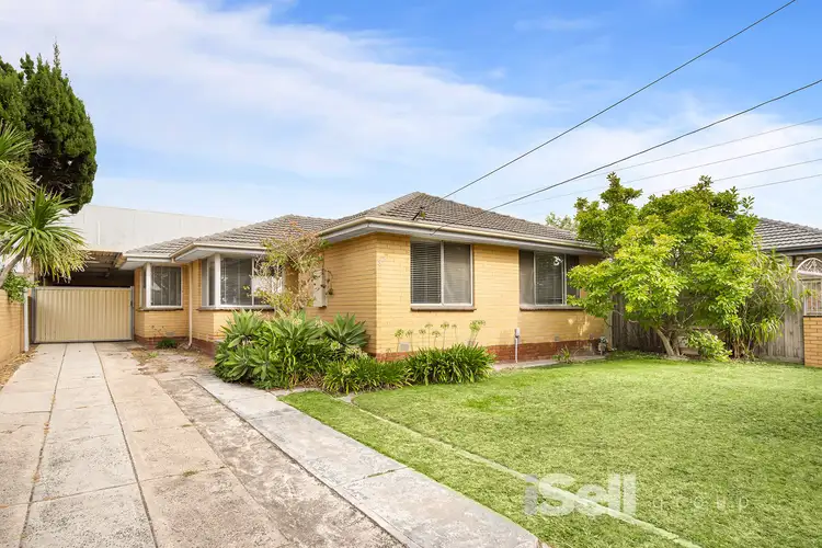 82 Monash Crescent, Clayton South VIC 3169