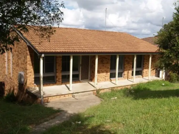 83 McFarlane Street