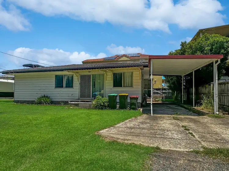 1 Cooma Street