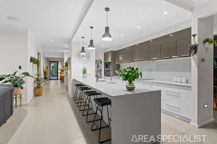 Sixth view of Homely house listing, 11 Bronzewing Court, Langwarrin VIC 3910