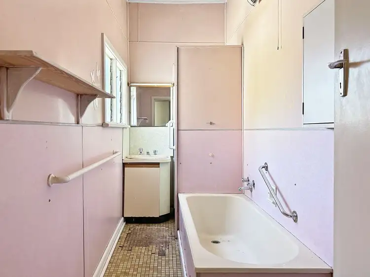 Fifth view of Homely house listing, 86 Napier Street, Maryborough VIC 3465