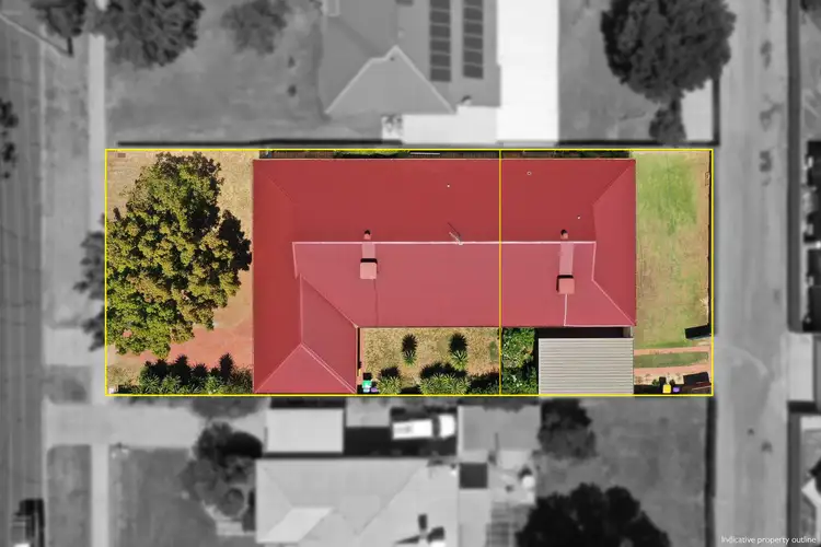 Second view of Homely house listing, 8 Whittaker Crescent, Red Cliffs VIC 3496