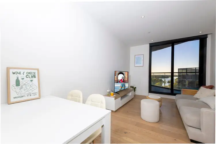 701/77 Queens Road, Melbourne VIC 3004