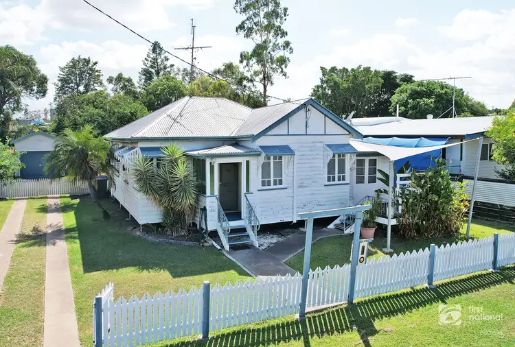 82 Kroombit Street