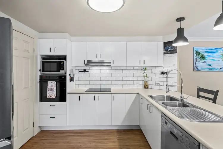 Third view of Homely house listing, 8 Butler Place, Redland Bay QLD 4165