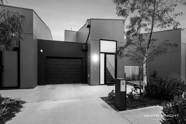 19 Wattlebird Court, Sunshine North VIC 3020